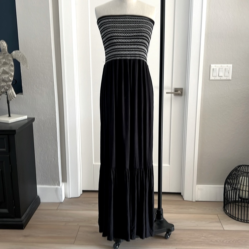 NWT Swimsuit For All smocked maxi dress black LBD date night shopping coverup